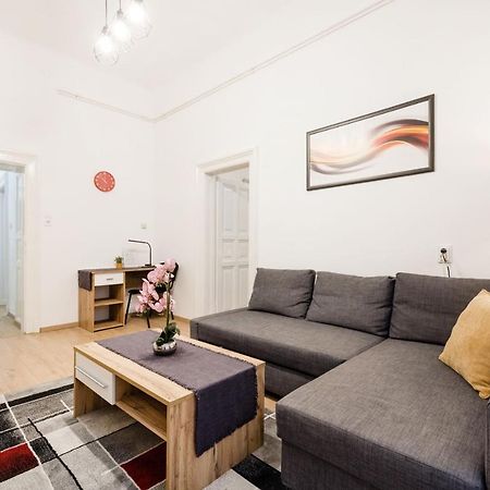 Izabella Apartment Budapest Exterior photo