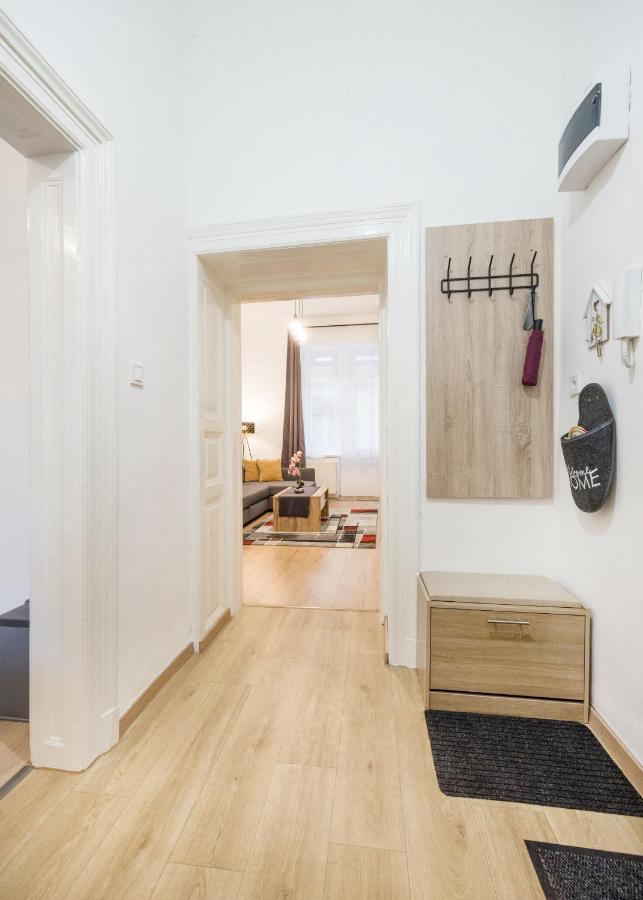 Izabella Apartment Budapest Exterior photo