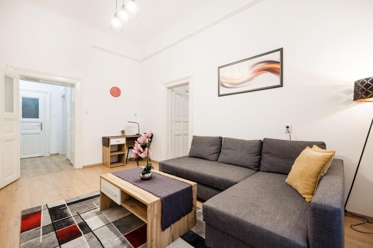 Izabella Apartment Budapest Exterior photo
