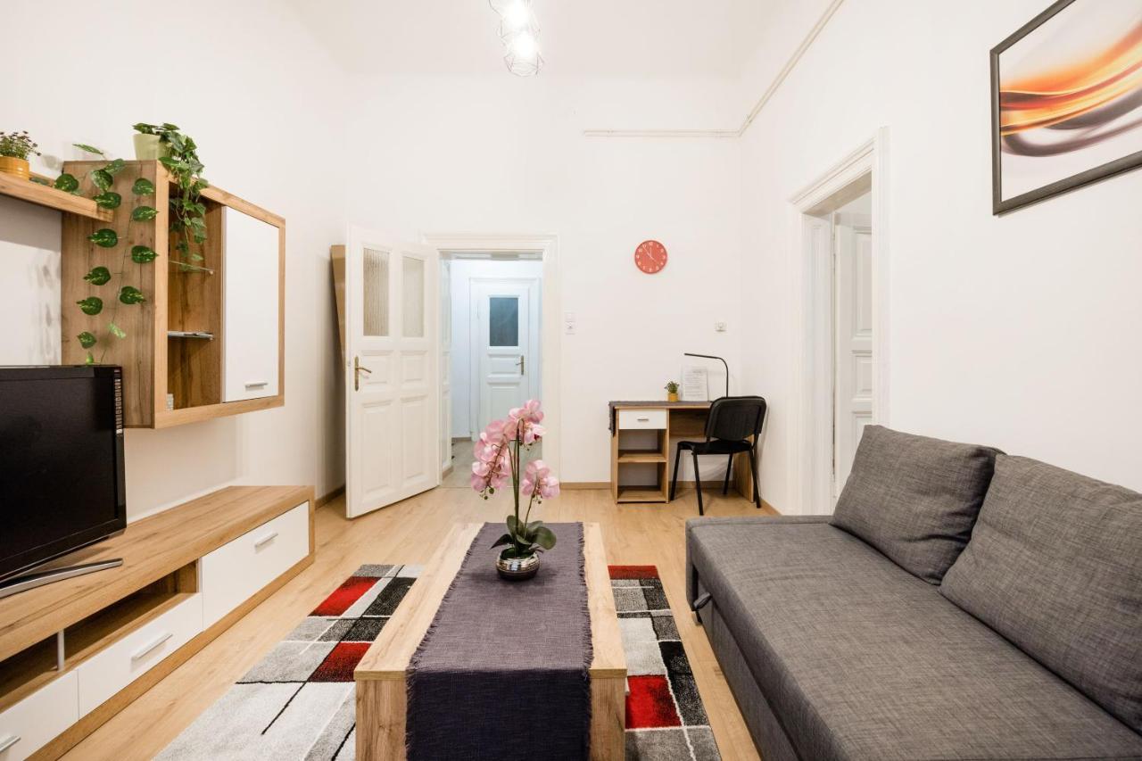 Izabella Apartment Budapest Exterior photo