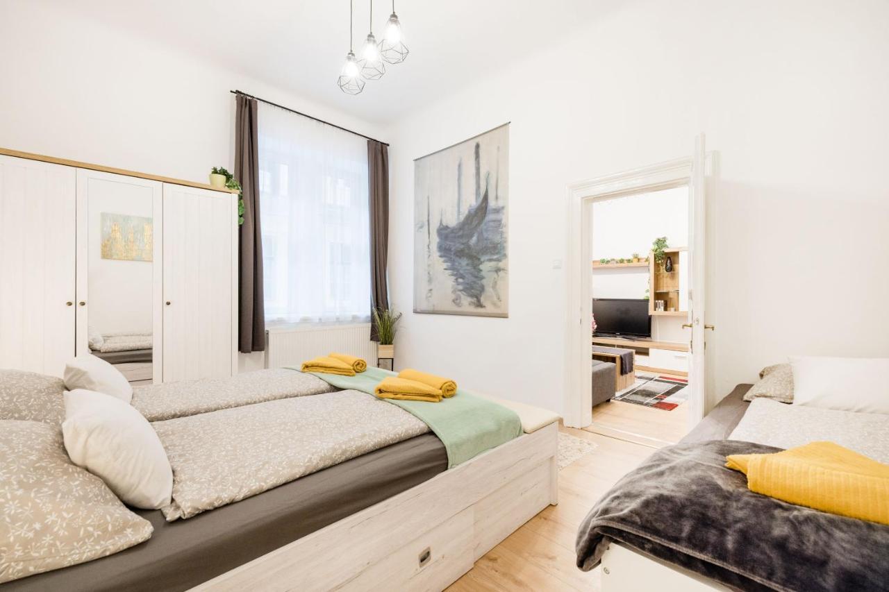 Izabella Apartment Budapest Exterior photo